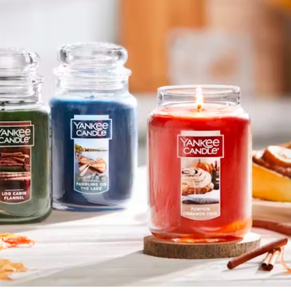 NWT Yankee Candle Pumpkin Cinnamon Swirl 22oz - Picture 4 of 10